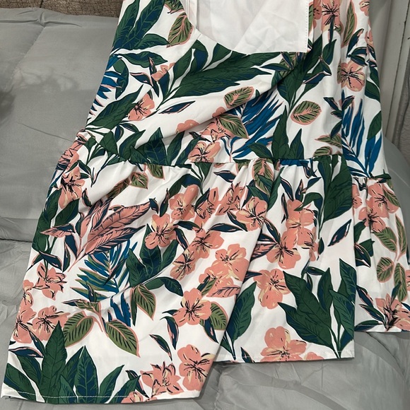 Floral casual dress - Picture 3 of 4